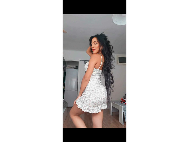 SENSUAL Y ACTRACTIVA CHICA