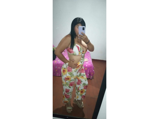 LINDA AMANTE Y APASIONADA