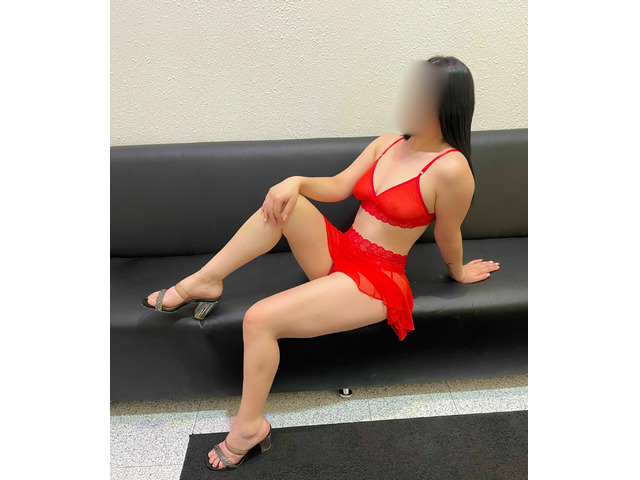 ABBY. . CUERPO CURVILINEO MUY SEXY