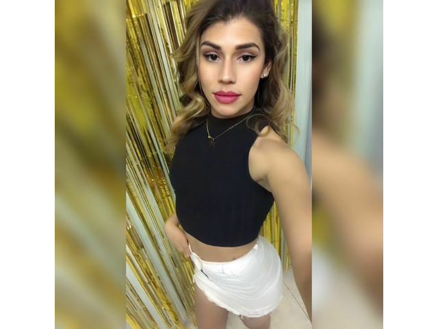 discreta guapa come pollas