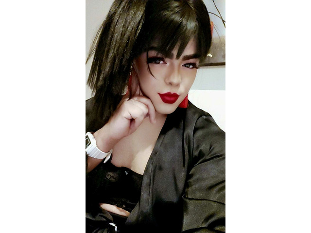 COMETE MI POLLA TE ENCANTARA