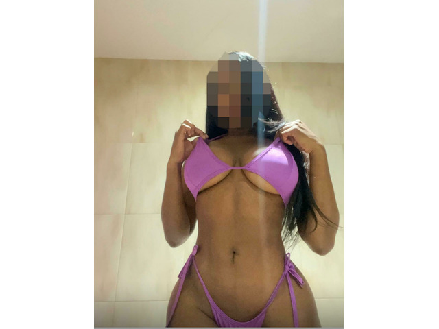 soy muy chupona y tragona lista para tu polla