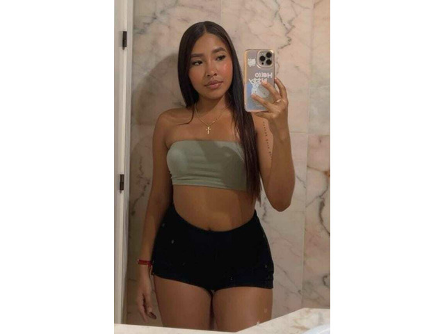 JOVENCITA EN BUCA DE FIESTA Y PLACER