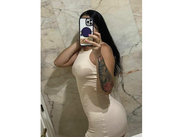 IMPLICADA Y COMPLACIENTE TE TRATO COMO REY