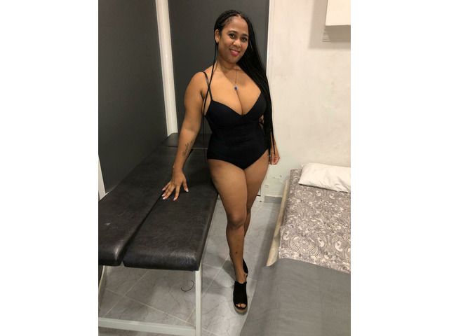 MORENA COLOMBIANA POR ALZIRA