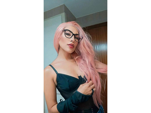 EXCITANTE Y TRAVIESA COLOMBIANA