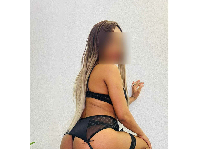 MORENA CARIÑOSA Y SEXY
