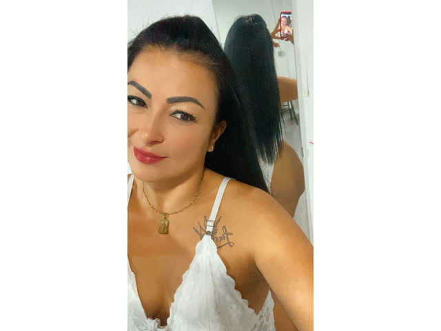 CON MI BOCA TE ROMPO LOS HUEVOS