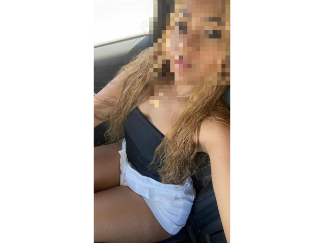 HERMOSA COLOMBIANA  CON UNA PIEL CANELA