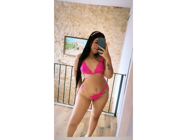 FIESTERA, CARIÑOSA Y SENSUAL MUJER
