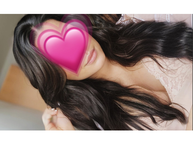 GUAPA HERMOSA CHICA ELEGANTE