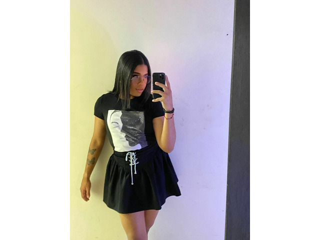 UNA HERMOSA Y JOVENCITA TRANS/ SALIDAS
