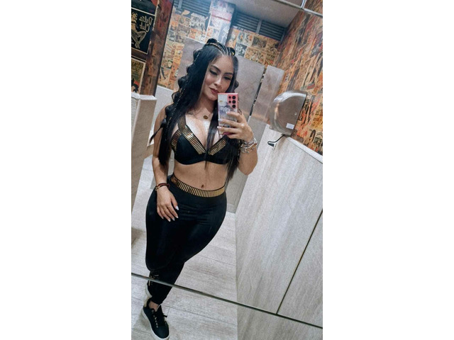 Tu putita traga leche con ganas de fiesta