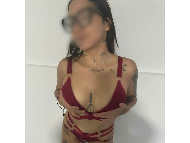 BOQUITA JUGUETONA, VEN TE LA CHUPO. . .