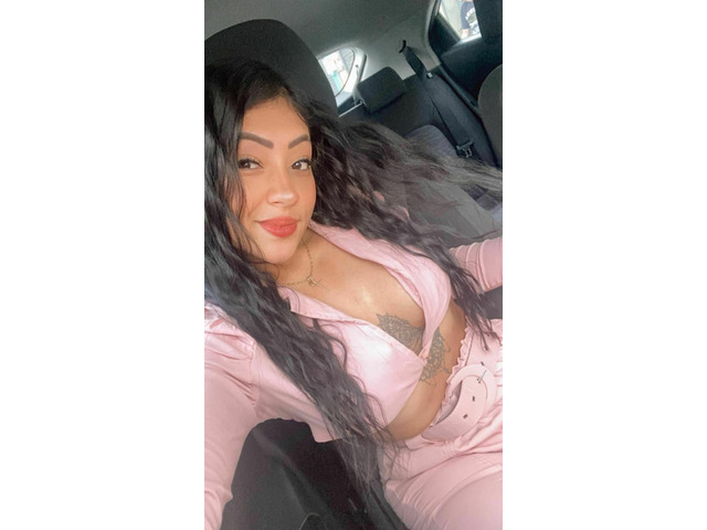JUGUETONA Y SENSUAL MUJER