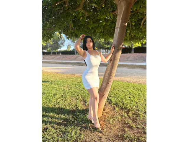 linda colombiana con buenas curvas