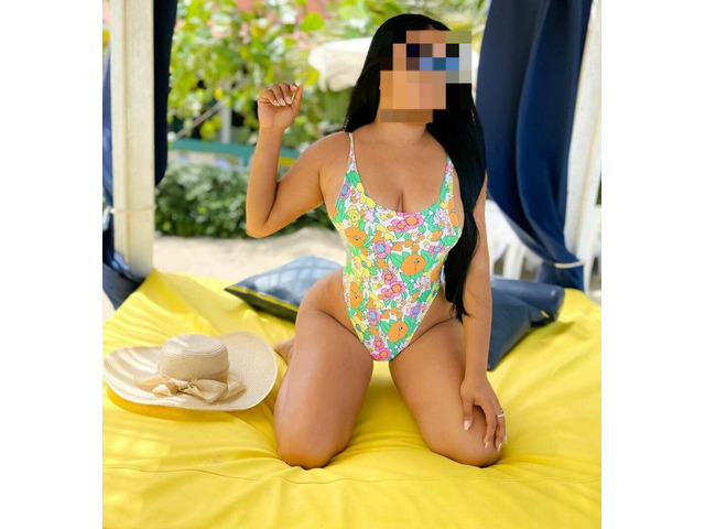 CARIÑOSA  Y  EXTROVERTIDA