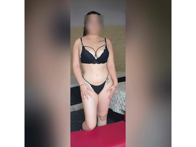 (G) Camila