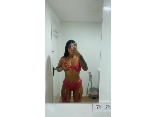 MARIANA, DESEOSA DE FIESTA Y BUEN ROLLO