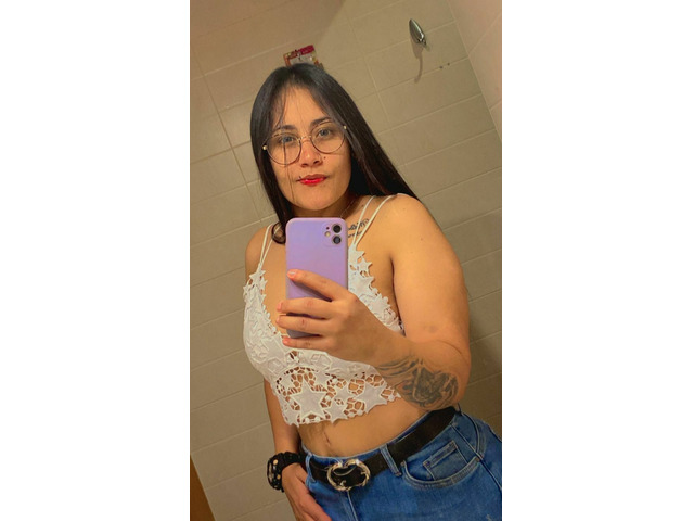 UINA RICA Y VOLUCTUOSA CHICA PARA TRAVESURAS