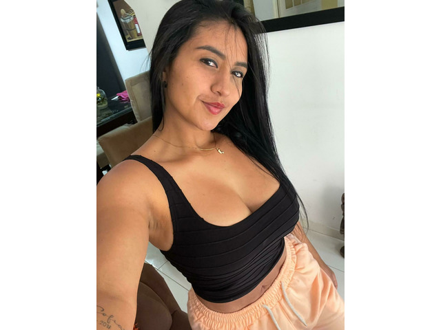 I AM THE GIRL WHO WILL BRING HAPPINESS