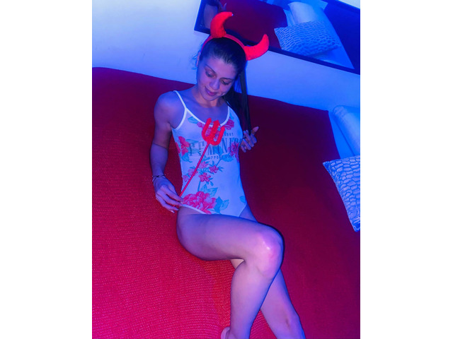 TATIANA MUY TRAVIESA Y ENCANTADORA