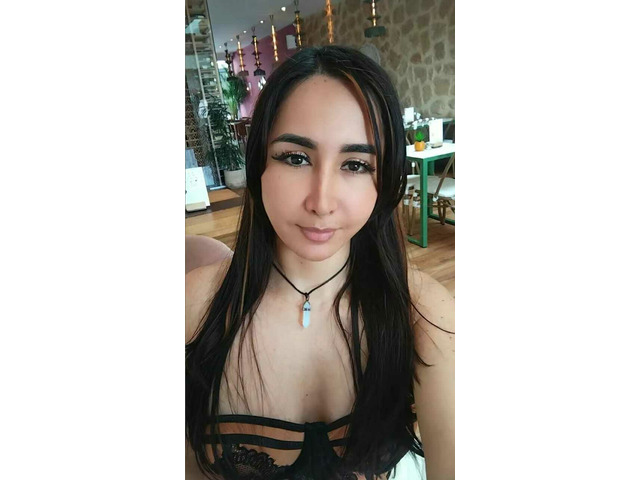 LA REINA DEL PLACER CON GANAS DE DISFRUTAR