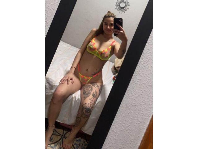 jovencita con ganas de jugar