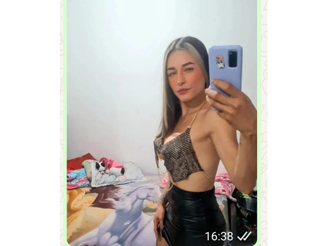 UN BOMBONCITO CON SONRISA ENCANTADORA