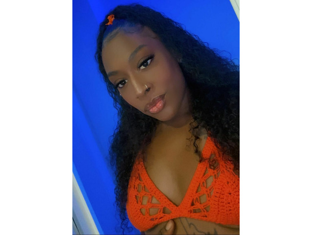 DEJATE DESLUMBRAR DE UNA HERMOSA LATINA