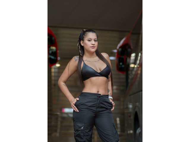 Paola sin tabúes muy fiestera 24h