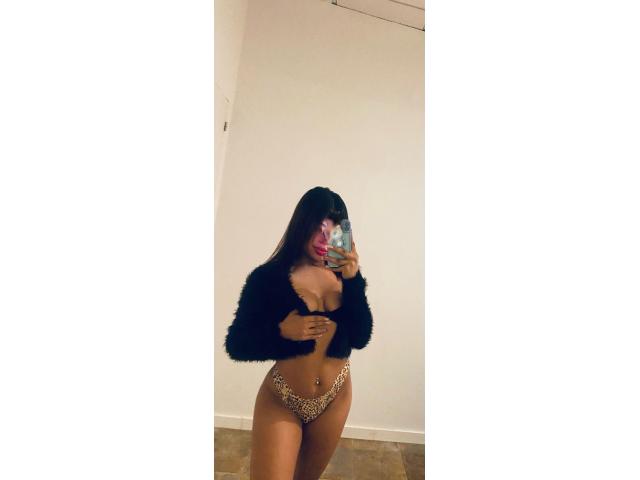 ASHLEY EXQUISITA MUÑEQUITA LATINA