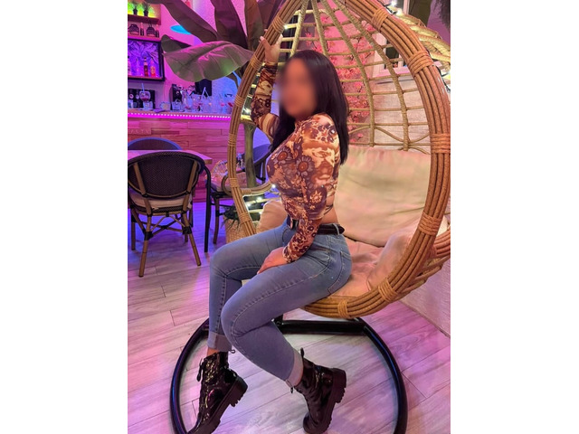 M*SOY UNA CHICA MUY AMISTOSA