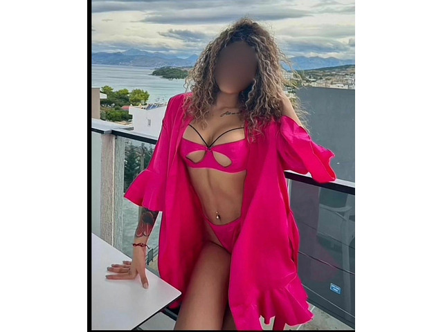 ESTUDIANTE SUPER CARIÑOSA Y DIVERTIDA