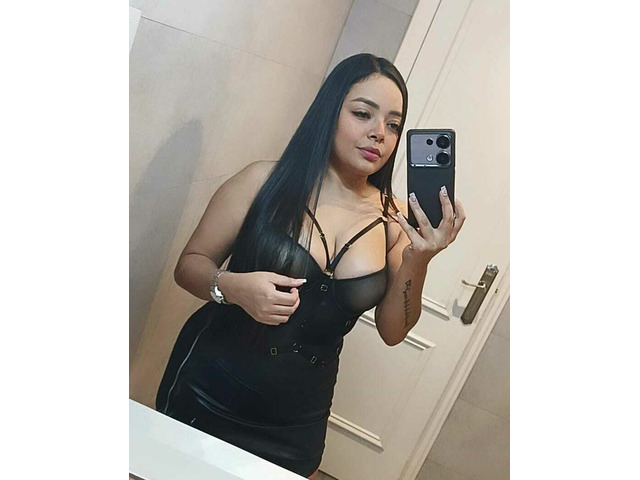 LATINA, ARDIENTE Y TRAVIESA