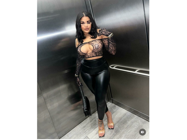 CACHONDA DOMINICANA. . . SALIDAS