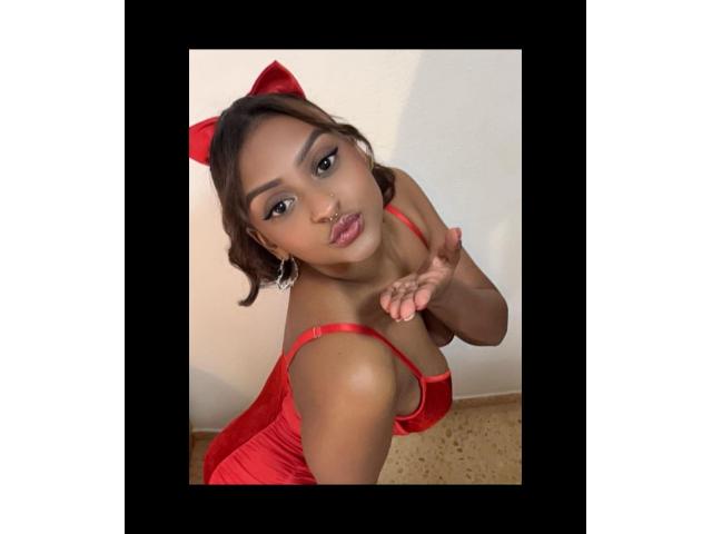 FULL EROTICA Y SENSUAL MORENA