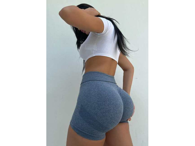 GUAPA, ENROLLADORA, FIESTERA Y CALIENTE