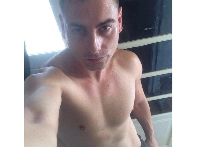 Aarón macho cabron