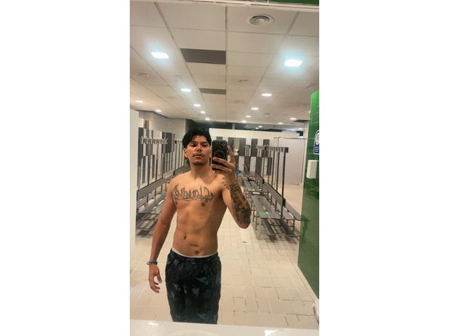 Ander chico latino