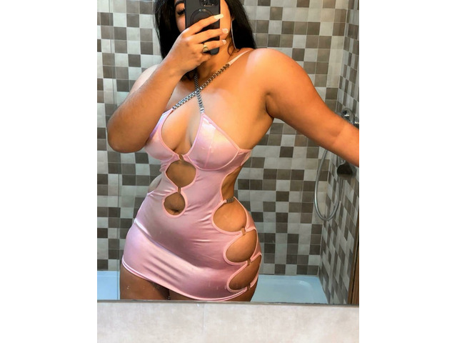 LATINA LISTA PARA LA DIVERSION !!