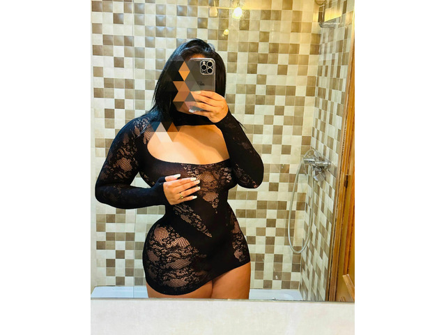 SERVICIO 24HRS CON ESTA LINDA LATINA