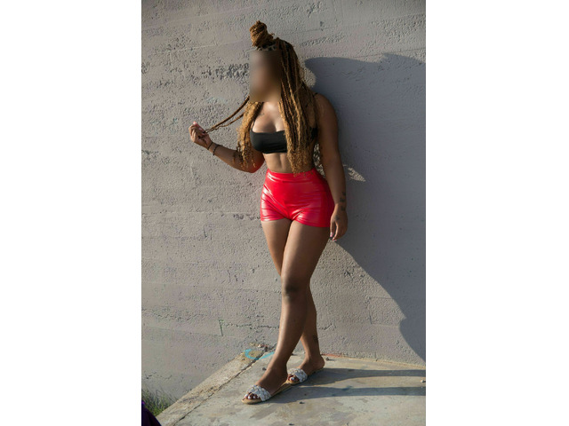 MORENA , SENSUAL Y ATREVIDA
