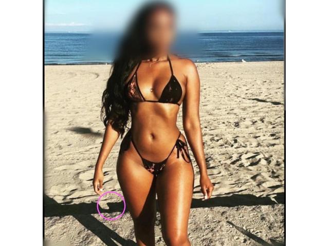 ENCANTADORA Y SEXY LATINA / SALIDAS