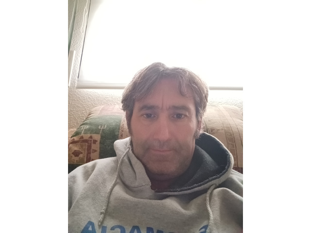 Hombre de compañía para mujeres