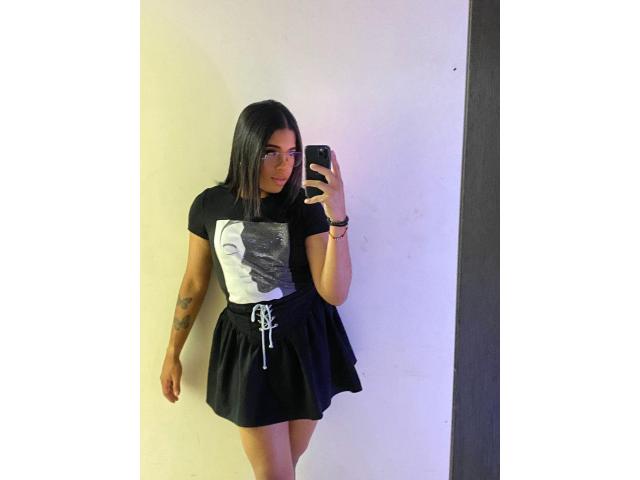 UNA TRANS QUE TE ARA VIBRAR/SALIDAS