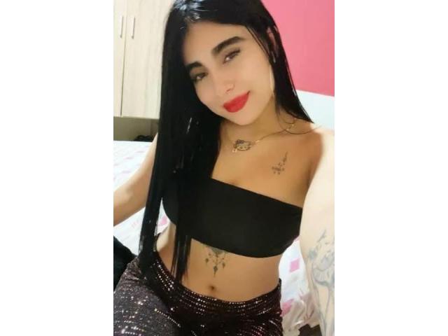 SEDUCTORA ATRACTIVA Y MUY SENSUAL