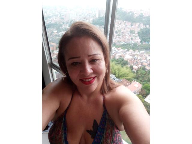 madura latina señora marchosa alta rellenita