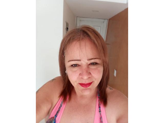madura latina señora marchosa alta rellenita