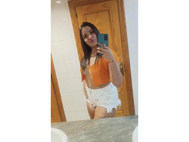 COQUETA , CARIÑOSA Y JUGUETONA